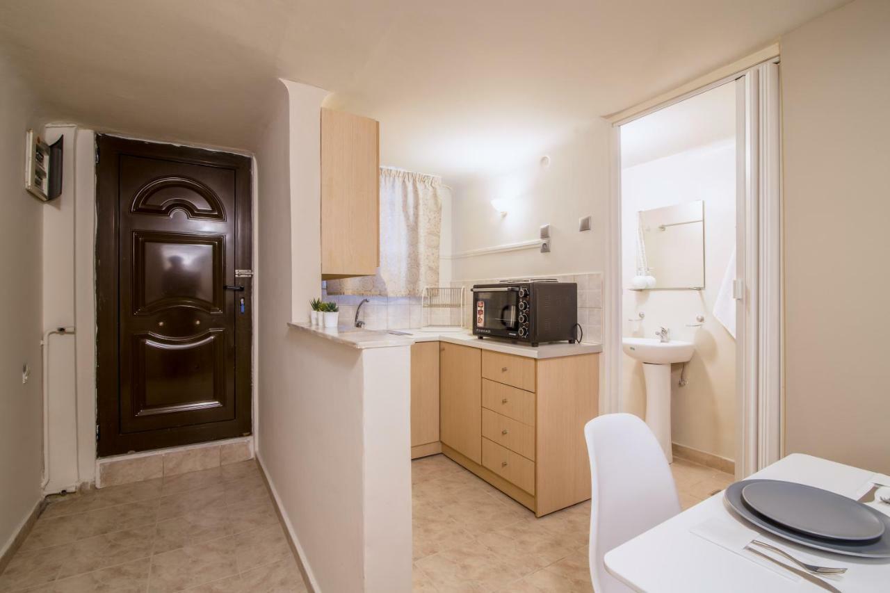 Cozy And Central Apartment Афины Экстерьер фото